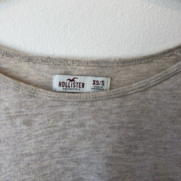 Hollister tan long sleeve - Picture 3 of 3
